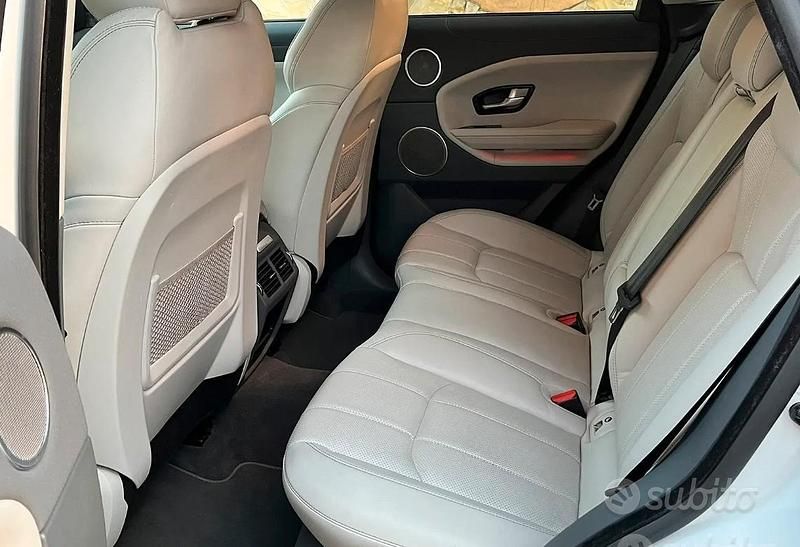 Usata Land Rover Range Rover evoque HSE 150 CV (110 kW) 2016 Bianco SUV