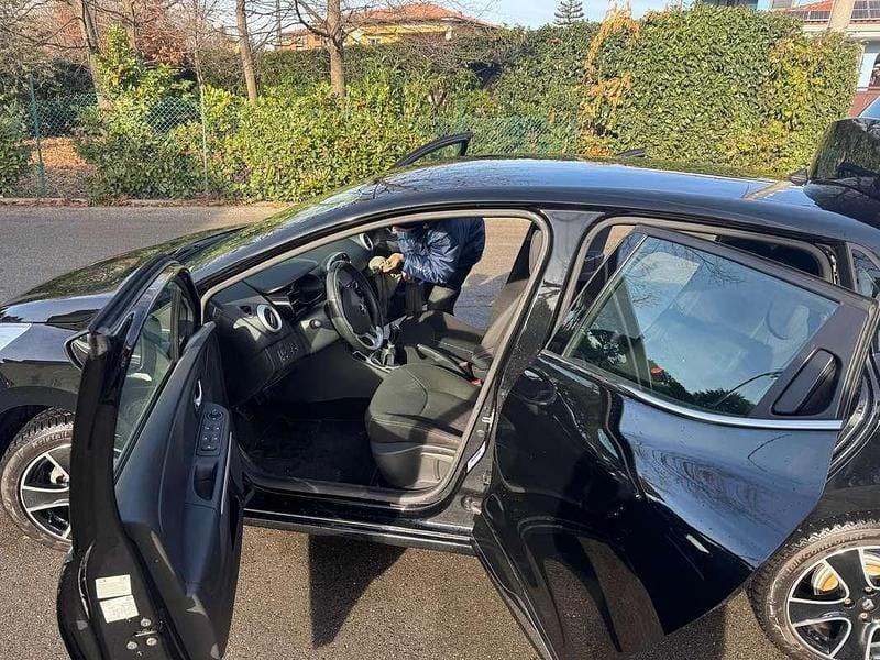 Usata Renault Clio IV 88 CV (64 kW) 2015 Berlina