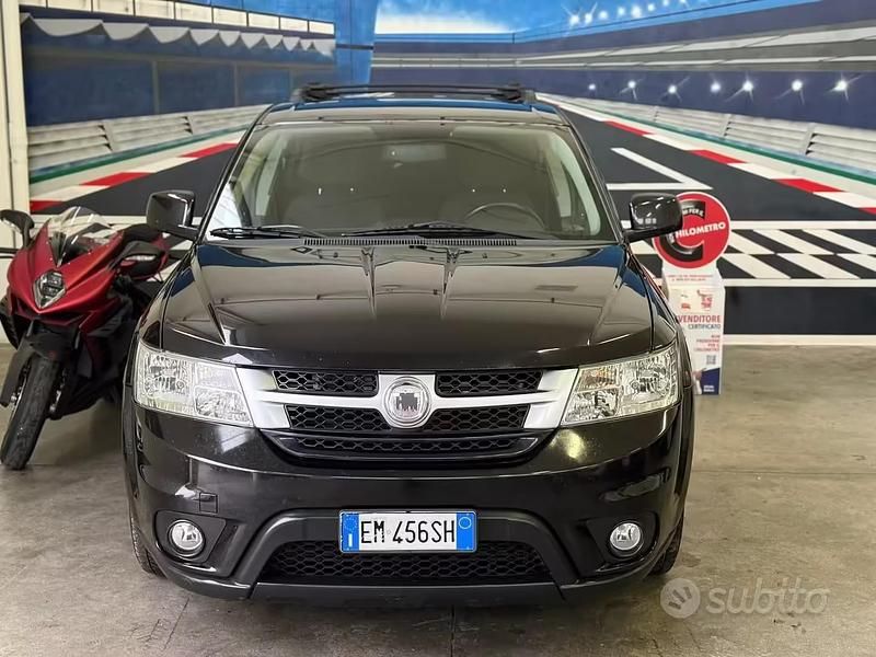 Usata Fiat Freemont 170 CV (125 kW) 2012 Nero SUV
