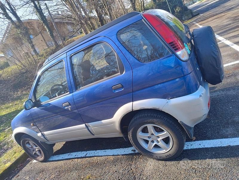 Usata Daihatsu Terios 2003 SUV
