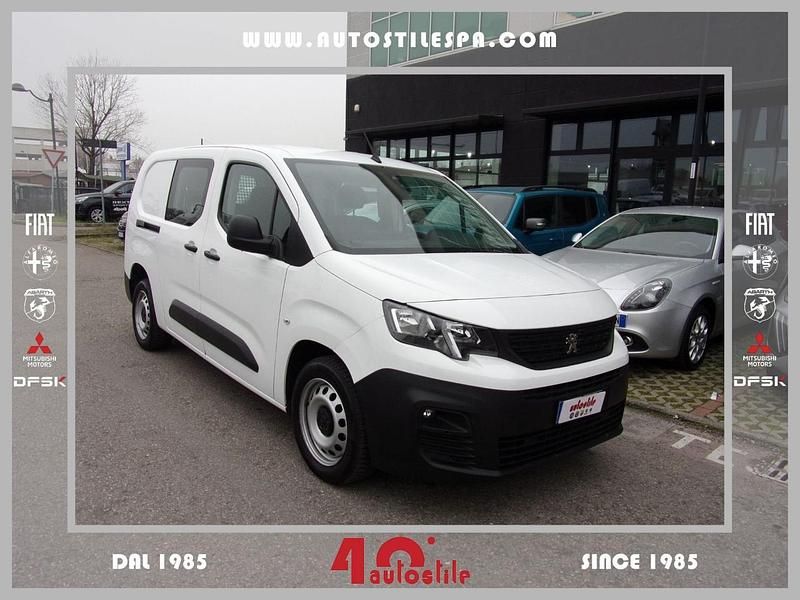 Usata Peugeot Partner 100 CV (73 kW) 2022 Bianco Monovolume