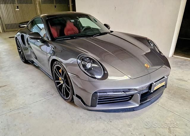 Usata Porsche 911 Turbo S 650 CV (478 kW) 2023 Grigio Coupé