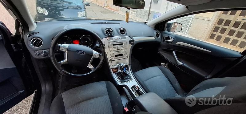 Usata Ford Mondeo 125 CV (91 kW) 2008 Nero Berlina