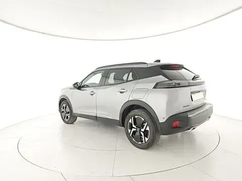 Usata Peugeot 2008 Allure 145 CV (106 kW) 2025 Argento SUV