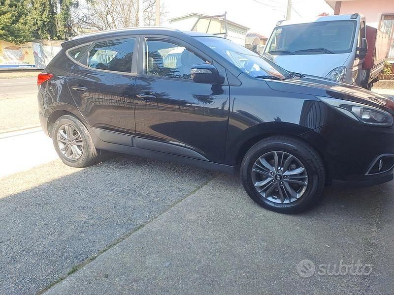 Usata Hyundai ix35 Xpossible 115 CV (84 kW) 2014 Nero SUV