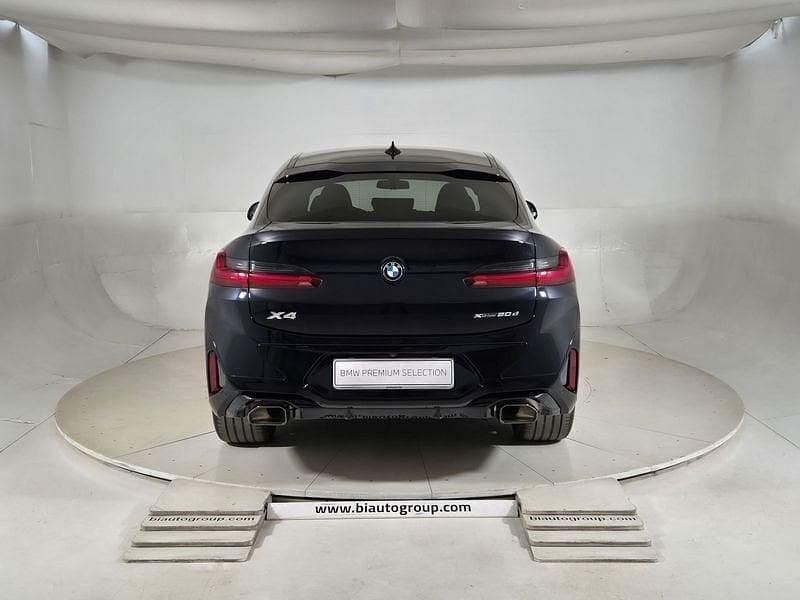 Usata BMW X4 M Sport 190 CV (139 kW) 2025 Blu scuro SUV