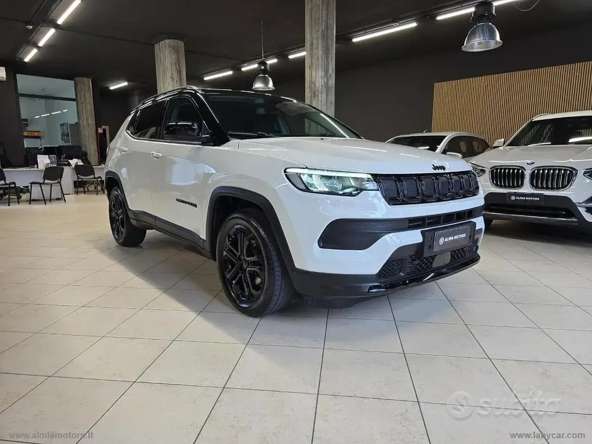 Usata Jeep Compass Night Eagle 131 CV (96 kW) 2023 Bianco SUV