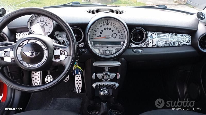 Usata Mini Cooper D 109 CV (80 kW) 2008 Rosso Utilitaria