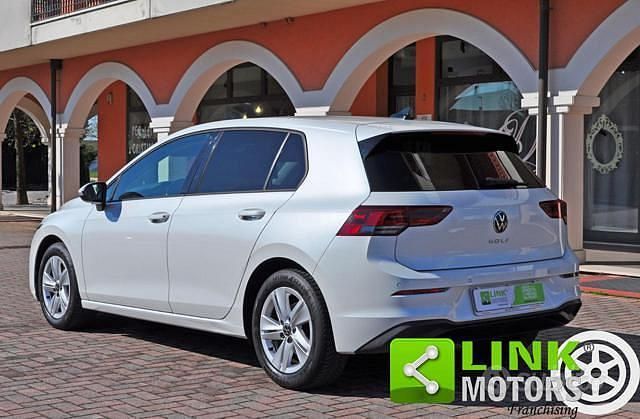 Usata VW Golf VII Life 150 CV (110 kW) 2020 Bianco Berlina