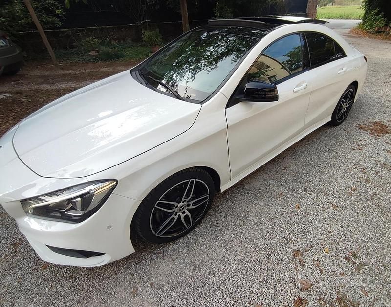 Bianco Usata 2018 Mercedes 220 Coupé | 24.000 € (Super prezzo) - Immagine 1/4