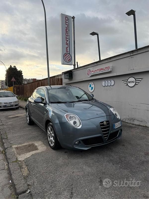 Usata Alfa Romeo MiTo Distinctive 120 CV (88 kW) 2011 Grigio Utilitaria