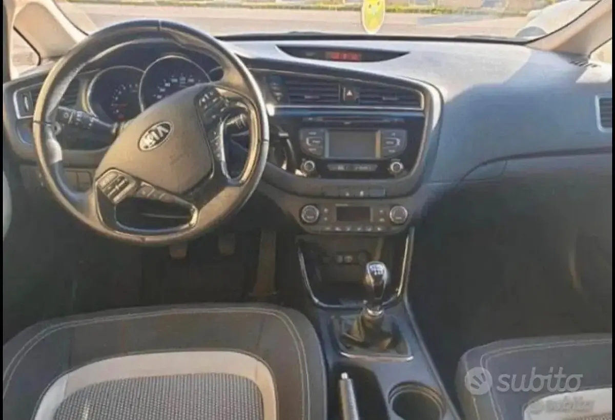 Usata Kia Ceed 110 CV (80 kW) 2016 Bianco Utilitaria