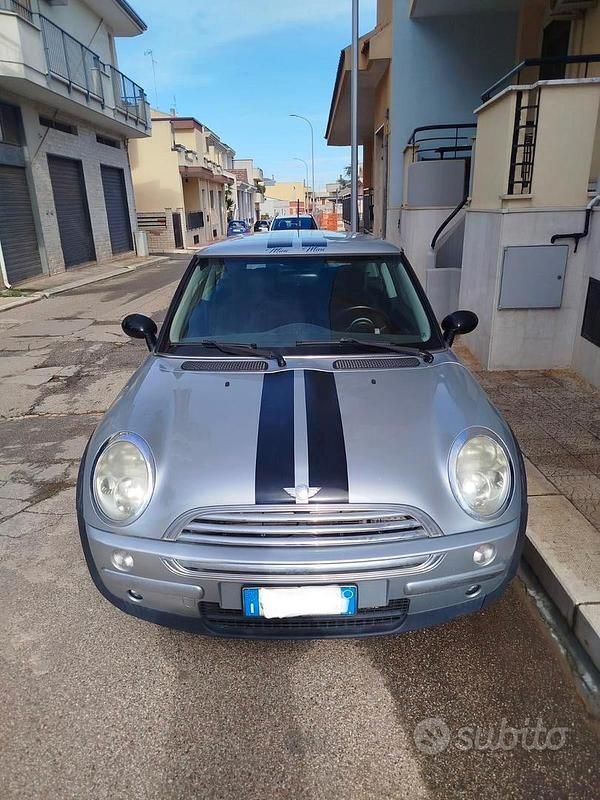Usata Mini One D 75 CV (55 kW) 2003 Grigio Utilitaria