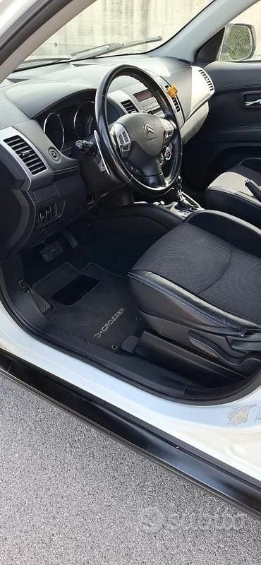 Usata Citroën C-Crosser 156 CV (114 kW) 2010 Bianco SUV