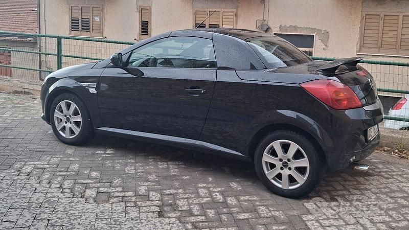 Usata Opel Tigra 2021 Cabrio