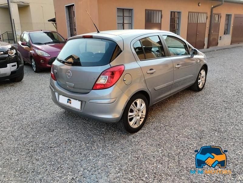 Occasion Opel Corsa Cosmo 80 ch (58 kW) 2007 Jaune Citadine
