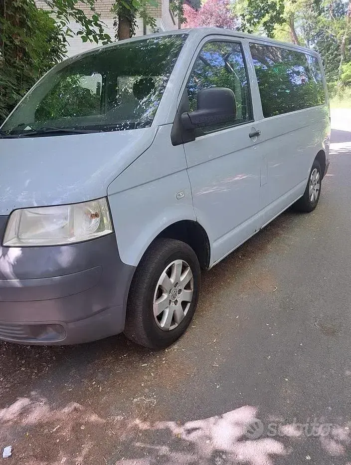 Usata VW Transporter 131 CV (96 kW) 2008 Grigio Furgone