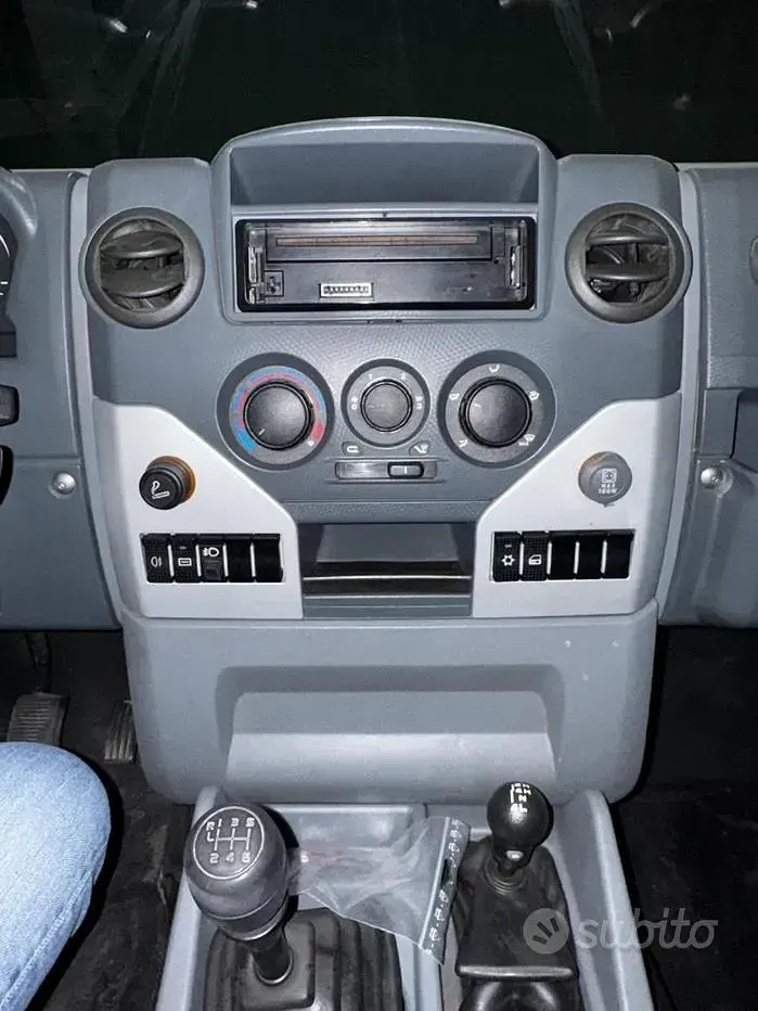 Usata Iveco Massif 157 CV (115 kW) 2024 Verde Station wagon