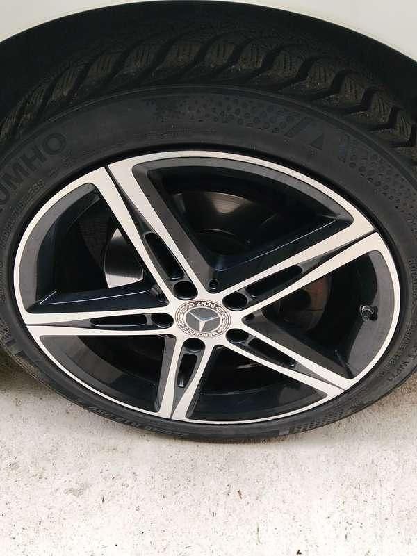 Gebraucht Mercedes B200 150 PS (110 kW) 2021 Weiß Van / Kleinbus