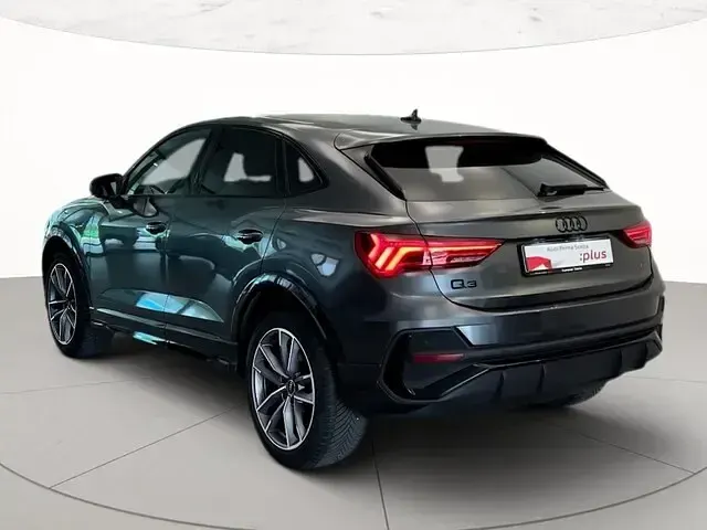Usata Audi Q3 Sportback S-Line 193 CV (141 kW) 2025 Grigio daytona perlato SUV
