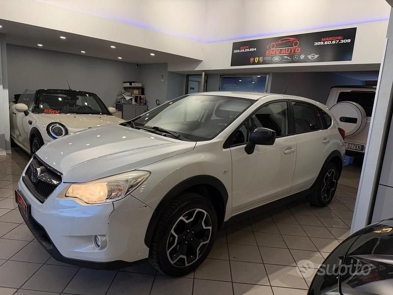 Usata Subaru XV Style 114 CV (83 kW) 2014 Bianco SUV