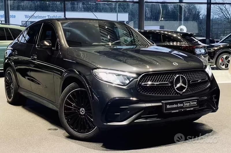 Usata Mercedes GLC220 AMG 197 CV (144 kW) 2024 Grigio Coupé
