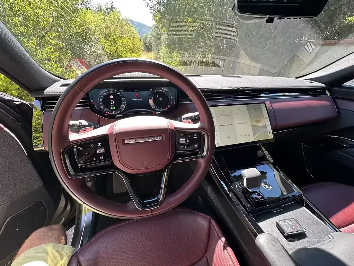 Usata Land Rover Range Rover Sport HSE Dynamic 249 CV (183 kW) 2025 Grigio SUV