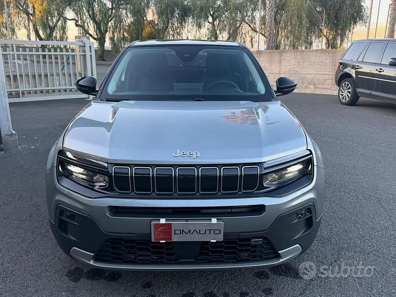 Usata Jeep Avenger Summit 100 CV (73 kW) 2023 Grigio SUV