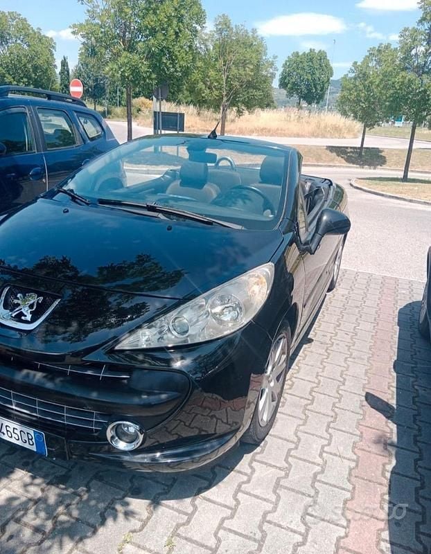 Usata Peugeot 207 CC 2006 Nero Cabrio