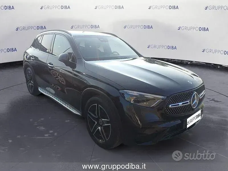 Usata Mercedes GLC220 AMG line 197 CV (144 kW) 2023 Nero SUV