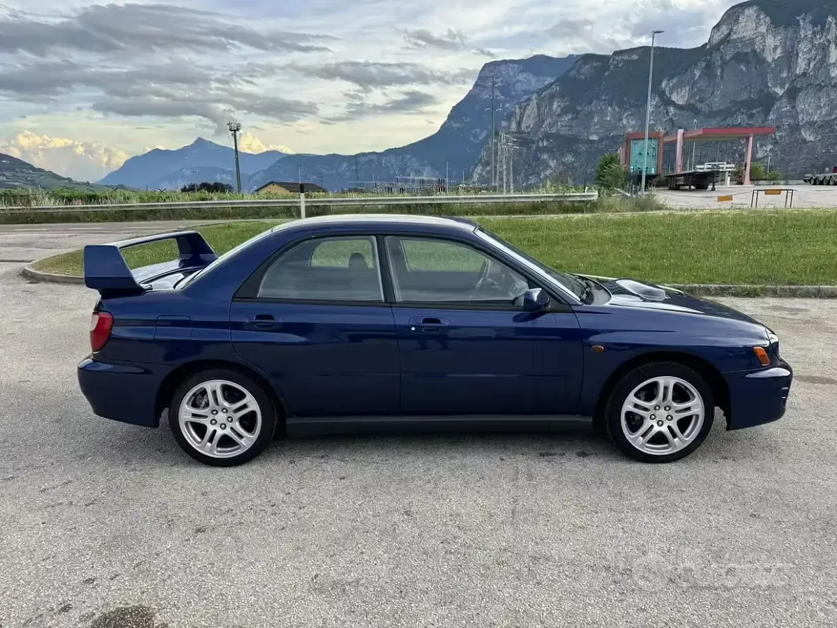 Usata Subaru Impreza 218 CV (160 kW) 2002 Blu Berlina