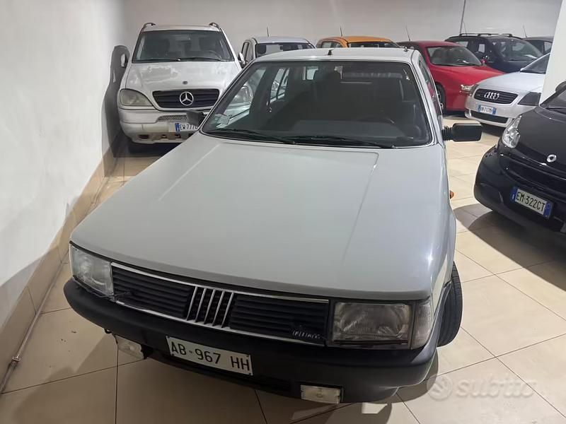 Usata Fiat Croma 119 CV (87 kW) 1987 Grigio Utilitaria
