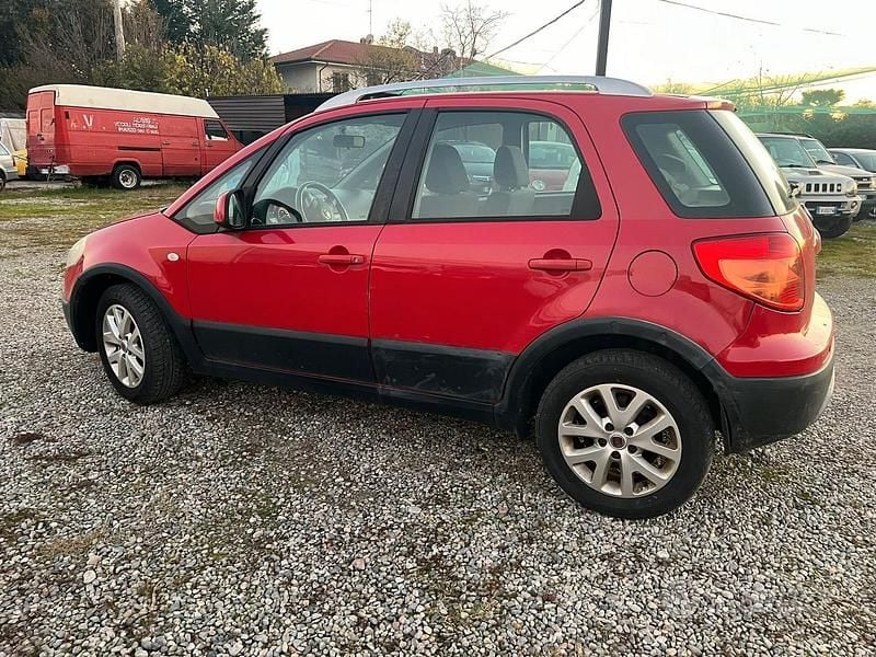 Usata Fiat Sedici 2010 Rosso SUV