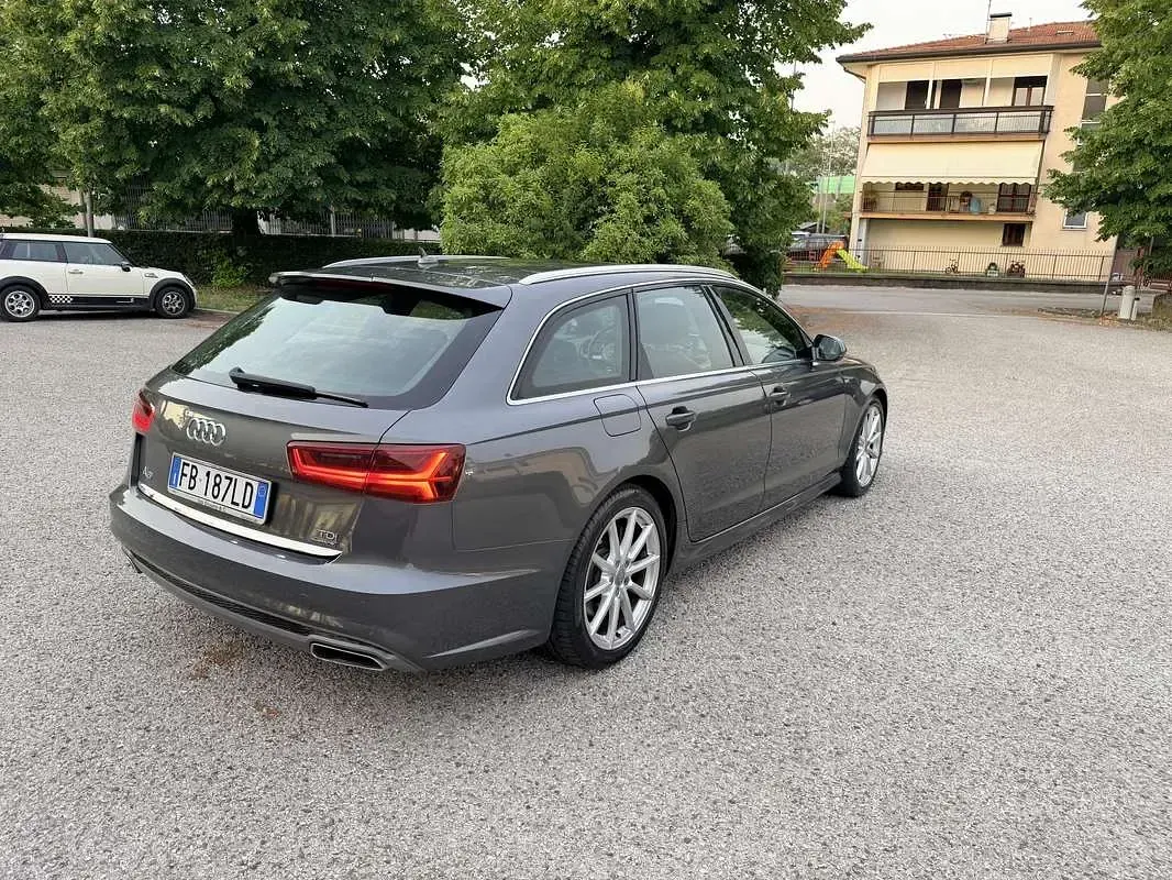 Usata Audi A6 Business Plus 272 CV (200 kW) 2016 Station wagon
