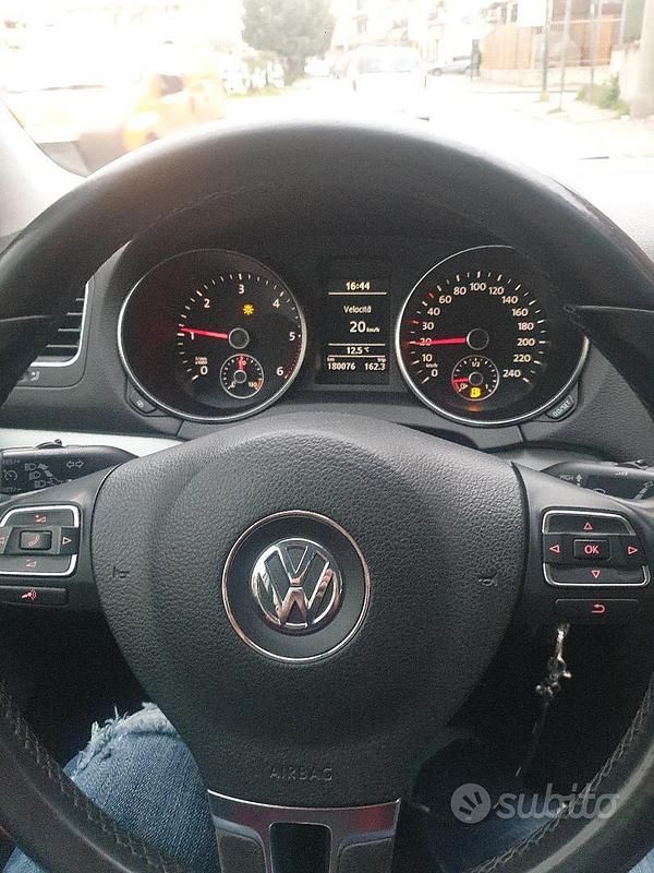 Usata VW Golf VI 110 CV (80 kW) 2009 Bianco Utilitaria