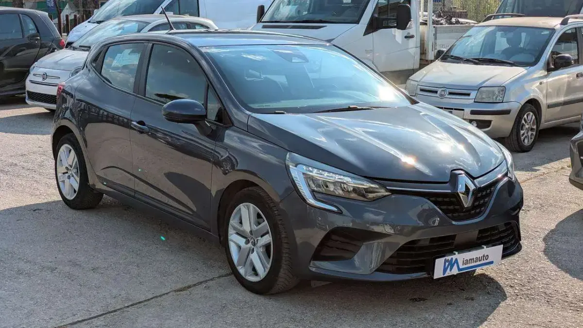 Usata Renault Clio V Business 90 CV (66 kW) 2022 Grigio Berlina