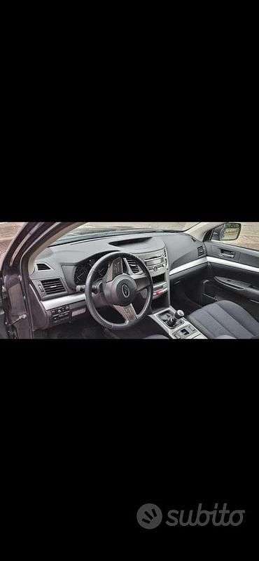 Usata Subaru Legacy 150 CV (110 kW) 2009 Blu Berlina