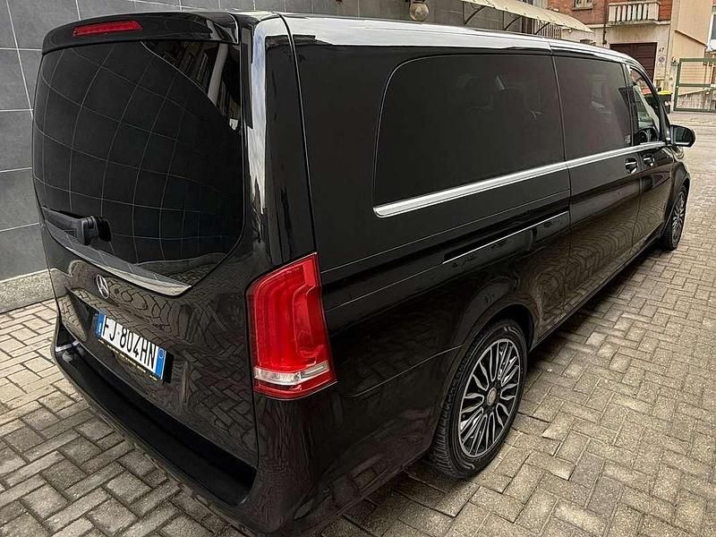 Usata Mercedes V250 Premium 190 CV (139 kW) 2017 Nero Monovolume