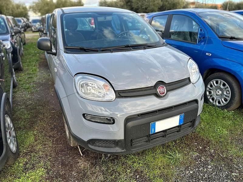 Usata Fiat Panda S 70 CV (51 kW) 2023 Grigio moda Utilitaria
