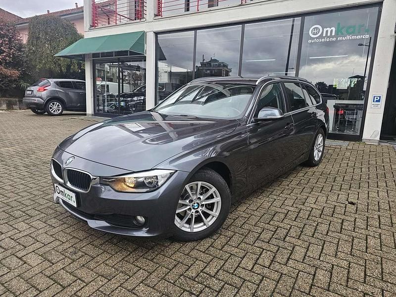 Grigio Usata 2013 BMW 316 Station wagon | 9900 € (Buon prezzo) - Immagine 1/4