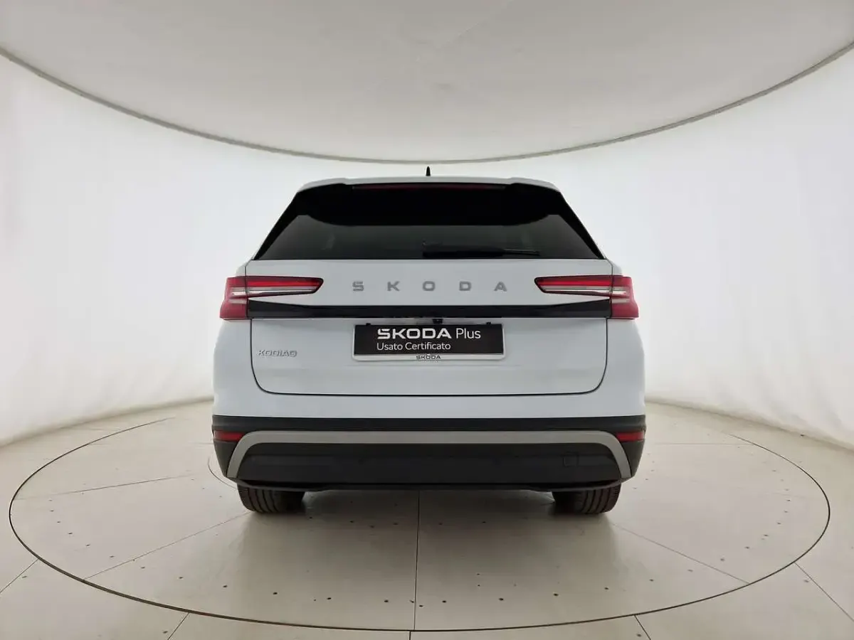 Usata Skoda Kodiaq Executive 150 CV (110 kW) 2024 Bianco luna metallizzato SUV