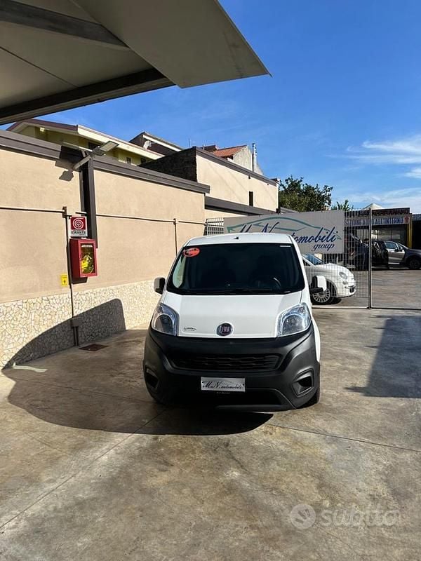 Usata Fiat Fiorino 77 CV (56 kW) 2018 Bianco Monovolume