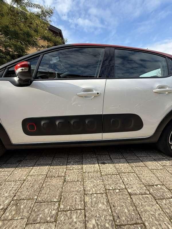 Usata Citroën C3 Shine 102 CV (75 kW) 2018 Bianco Berlina