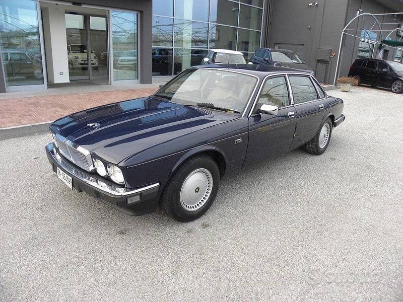Usata Jaguar XJ6 213 CV (156 kW) 1988 Berlina