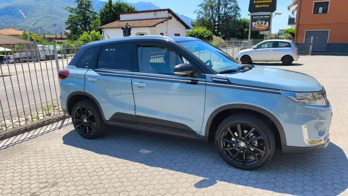Usata Suzuki Vitara 99 CV (72 kW) 2024 SUV