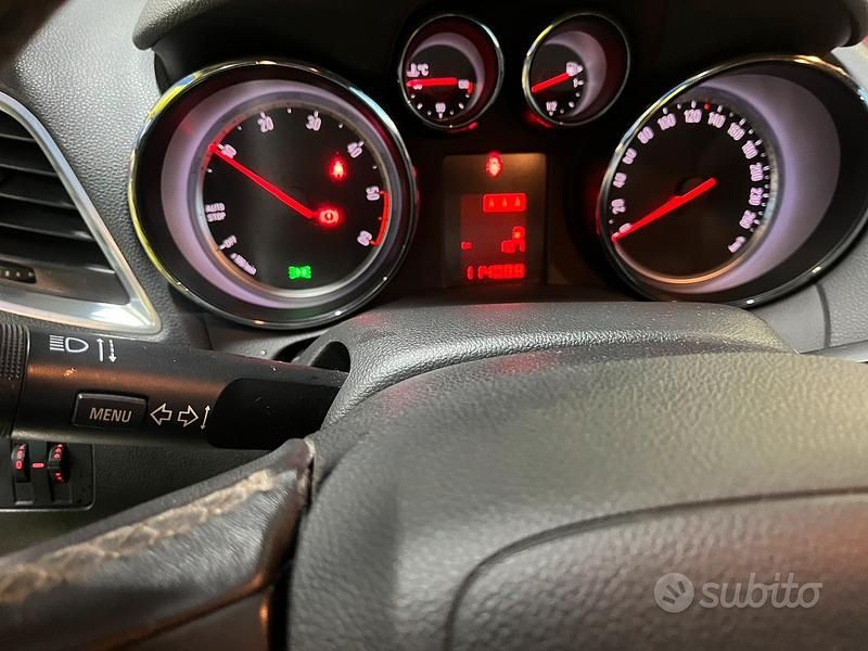 Usata Opel Mokka Cosmo 131 CV (96 kW) 2015 SUV