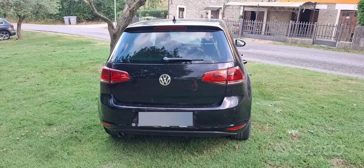 Usata VW Golf VII 110 CV (80 kW) 2023 Nero Berlina