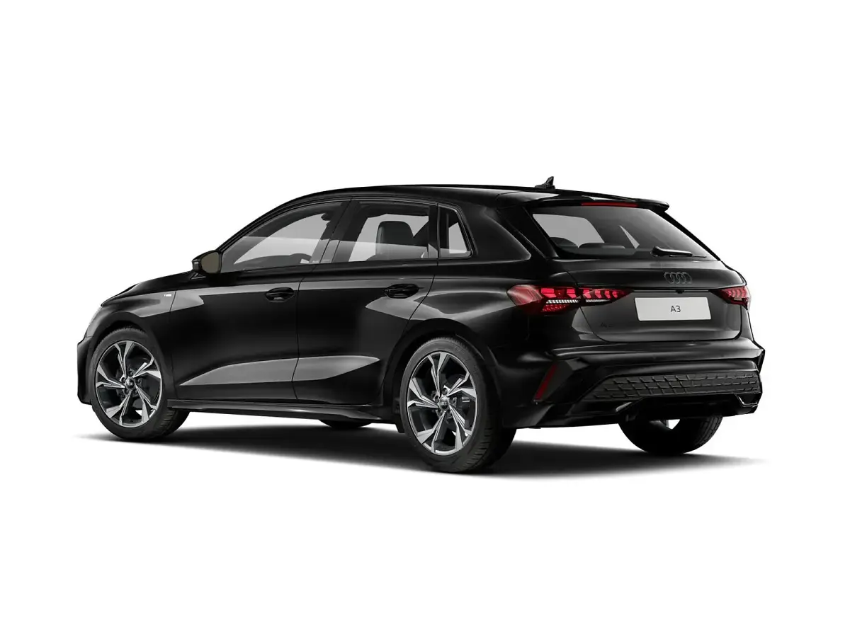Nuova Audi A3 S-Line 116 CV (85 kW) 2026 Nero mito metallizzato Berlina