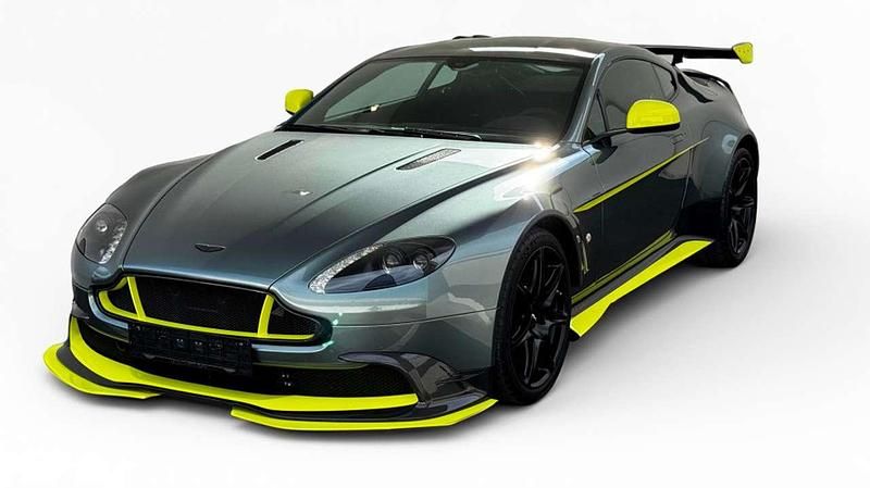 Nuova Aston Martin Vantage 446 CV (328 kW) 2026 Grigio Coupé