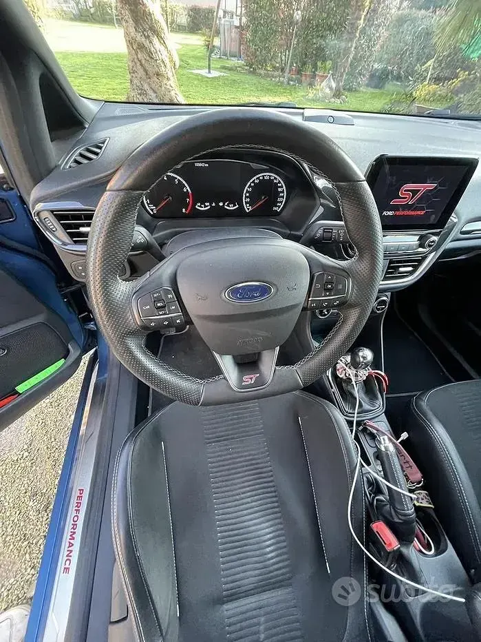 Usata Ford Fiesta ST 200 CV (147 kW) 2020 Bluazzurro Utilitaria